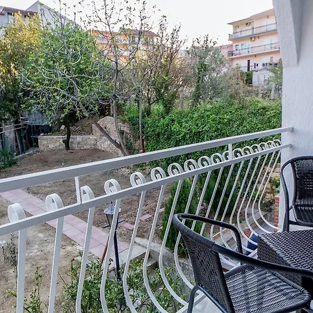 Lito Apartment