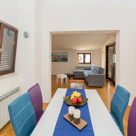 Apartment Lito *