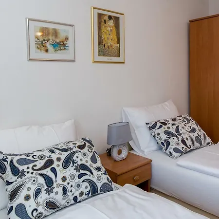 Lito Apartment